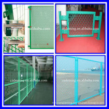 Beautiful appearance PVC or PE after galvanized frame wire mesh fence for sale